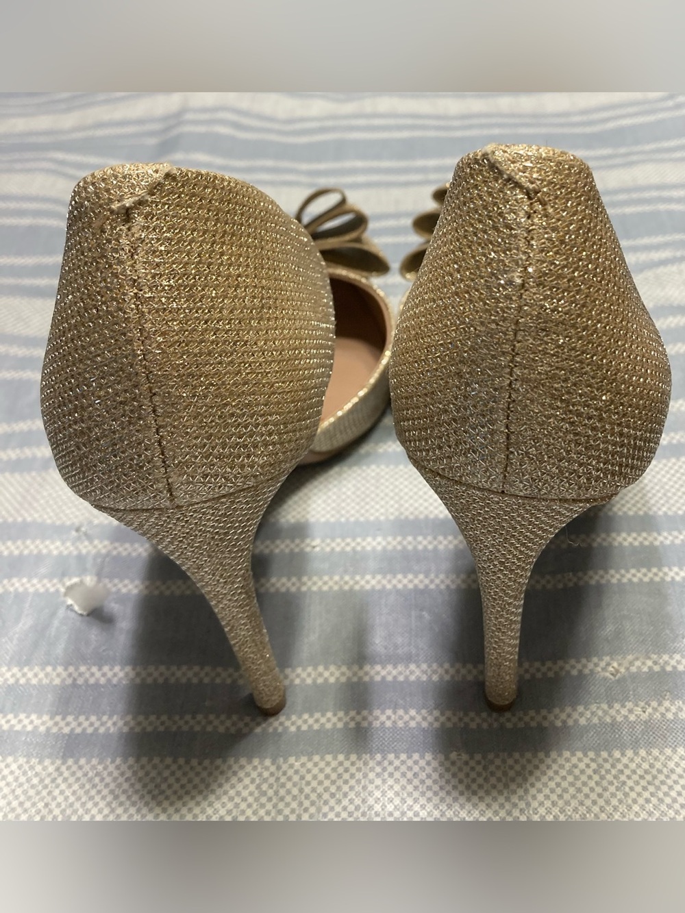 Betsey Johnson sparkly gold, pointed toe heels. - Picture 4 of 5